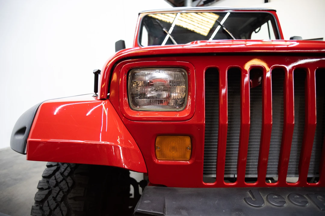 1995 Jeep YJ Wrangler - Image 10 of 31