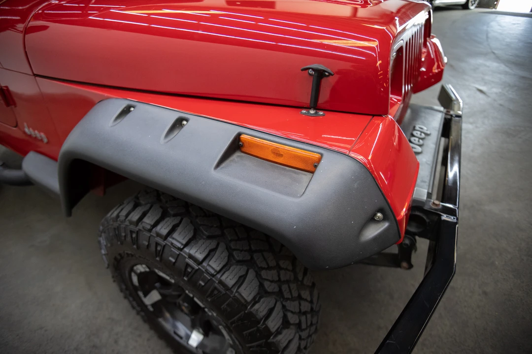 1995 Jeep YJ Wrangler - Image 21 of 31