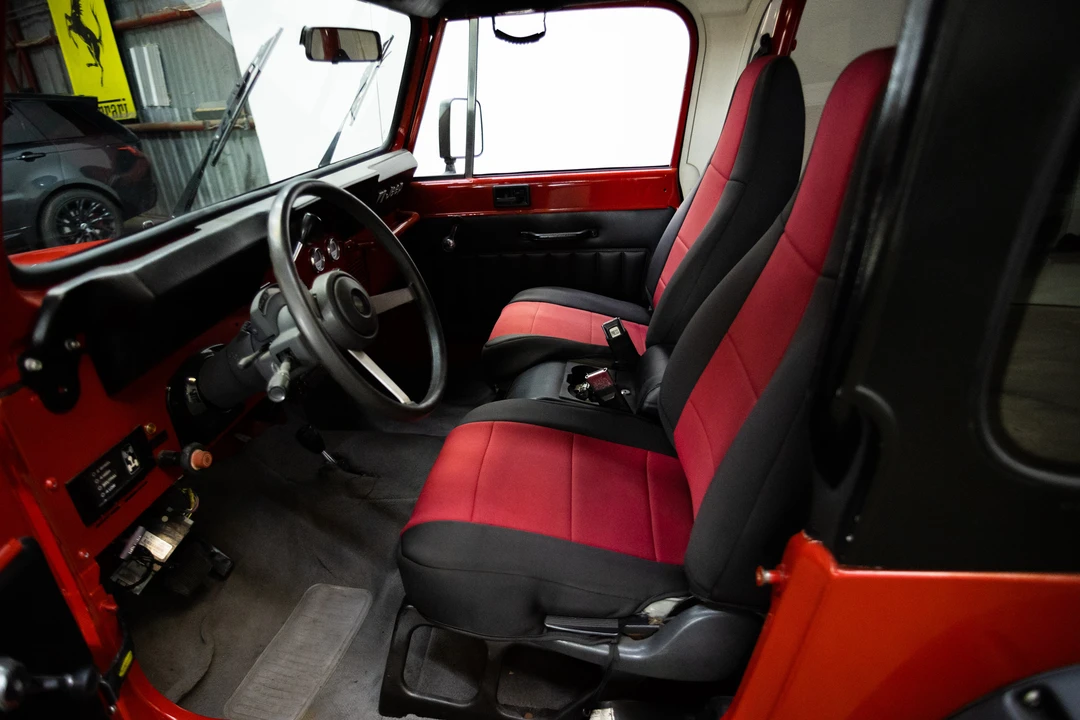 1995 Jeep YJ Wrangler - Image 29 of 31