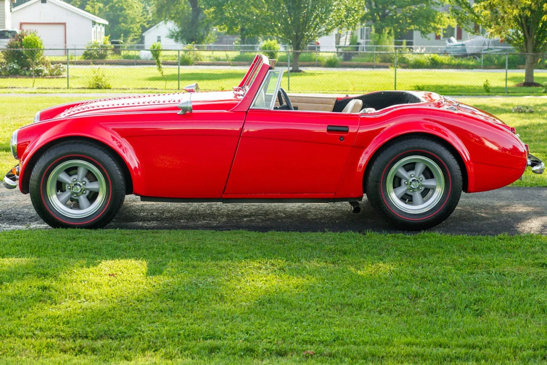 Austin-Healey - Image 15 of 31