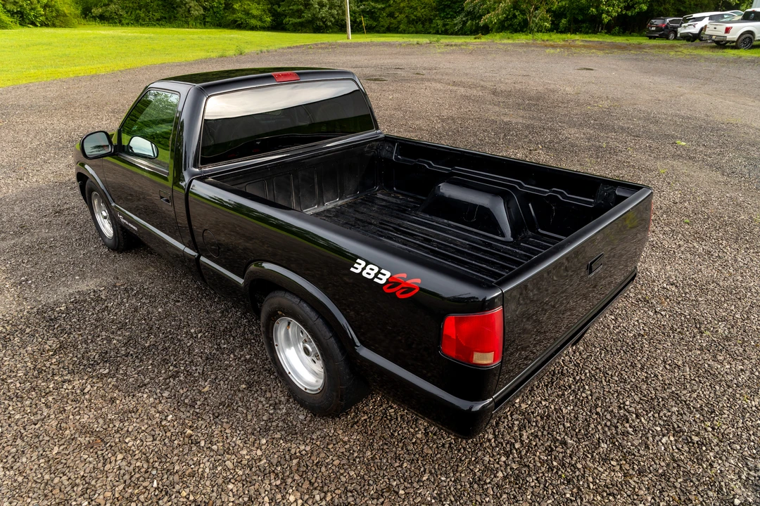 1995 Chevrolet S-10 - Image 8 of 31