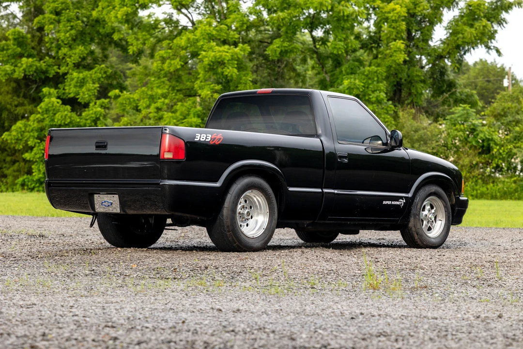 1995 Chevrolet S-10 - Image 4 of 31