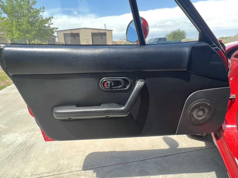 1992 Mazda NA MX-5 Miata - Image 27 of 31