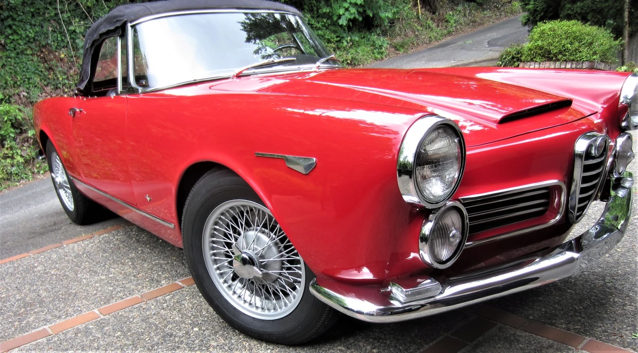 1964 Alfa Romeo 2600 - Image 14 of 31