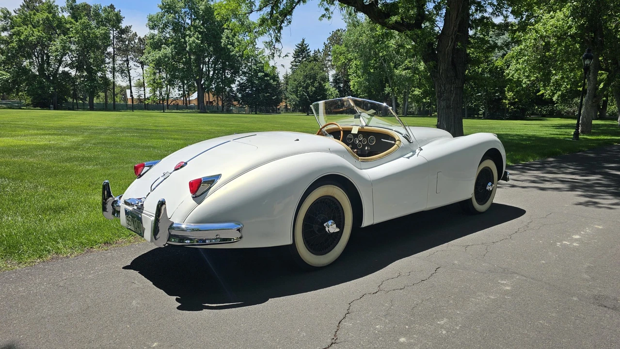 1955 Jaguar XK140 OTS Roadster - Image 21 of 31