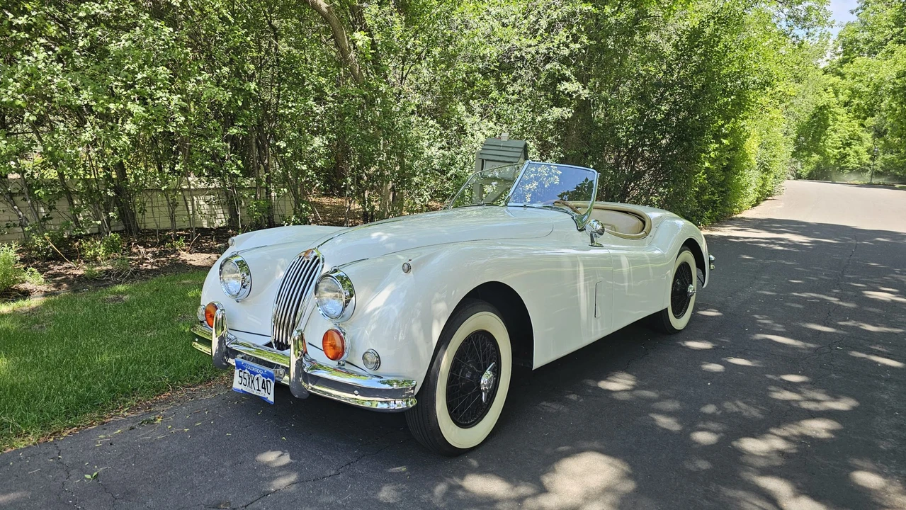 1955 Jaguar XK140 OTS Roadster - Image 9 of 31