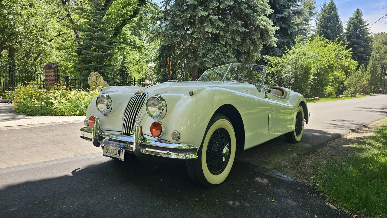 1955 Jaguar XK140 OTS Roadster - Image 8 of 31