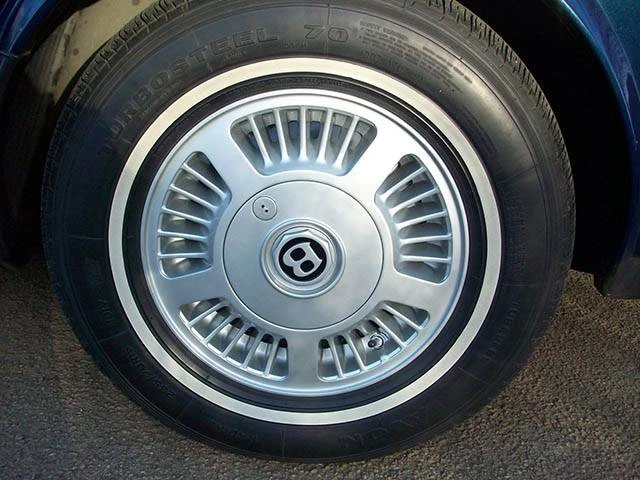 1990 Bentley Mulsanne 1st Gen - Image 8 of 11