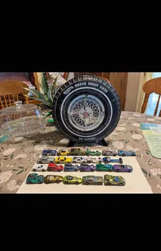 Hot Wheels Redlines Diecast Cars with Case