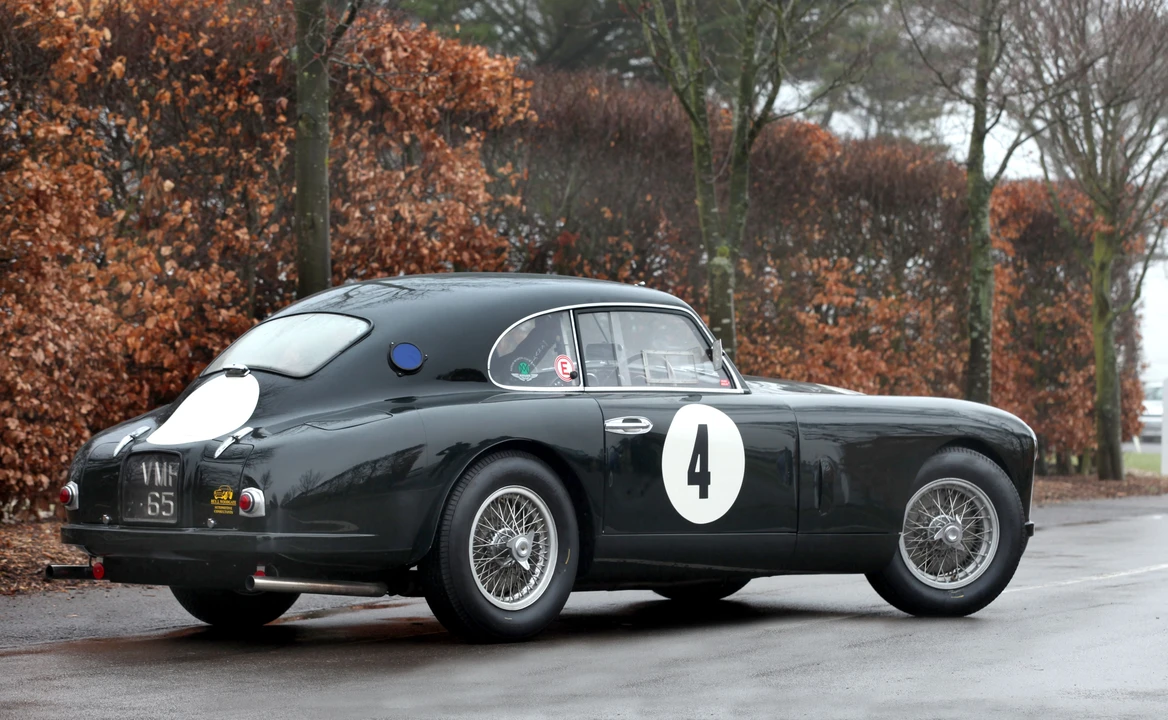 1950 Aston Martin DB1 & DB2 & DB2/4 & DB Mark III - Image 20 of 21