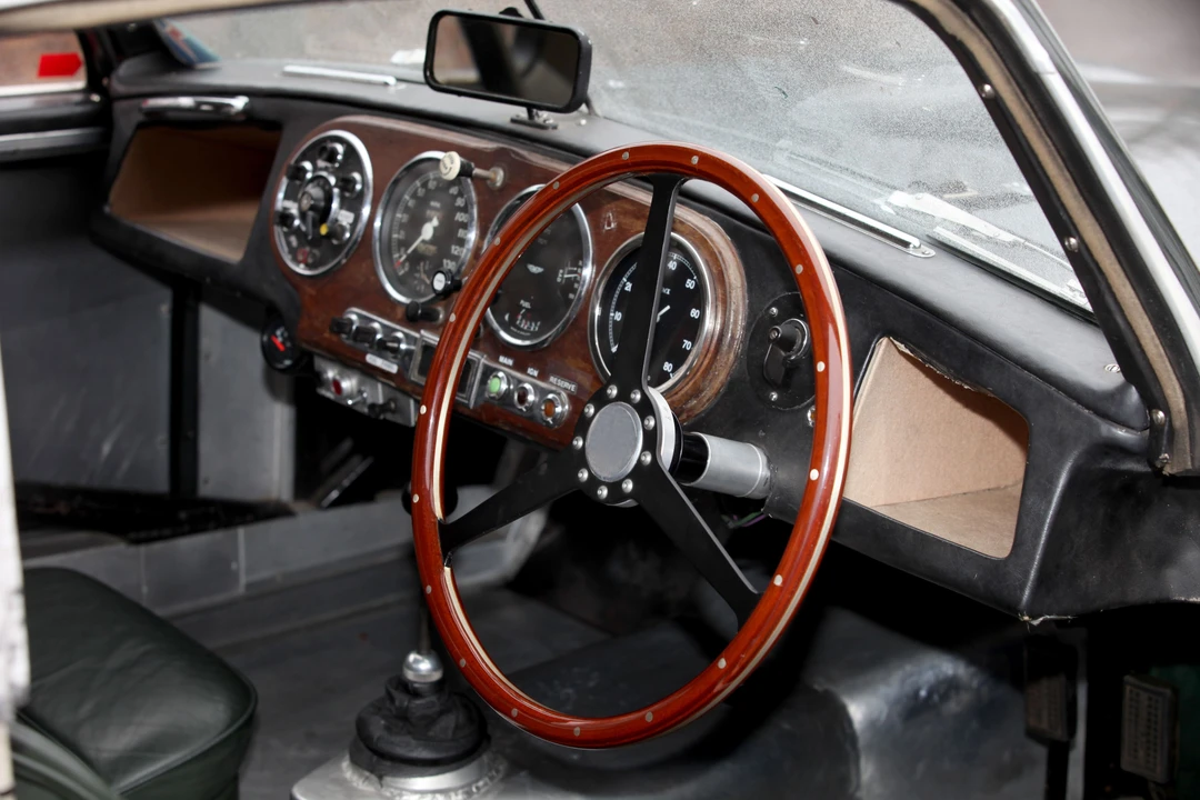 1950 Aston Martin DB1 & DB2 & DB2/4 & DB Mark III - Image 11 of 21