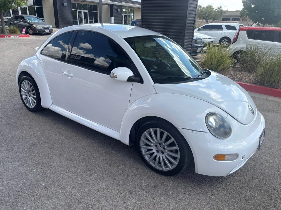 2006 Volkswagen New Beetle - Image 5 of 8
