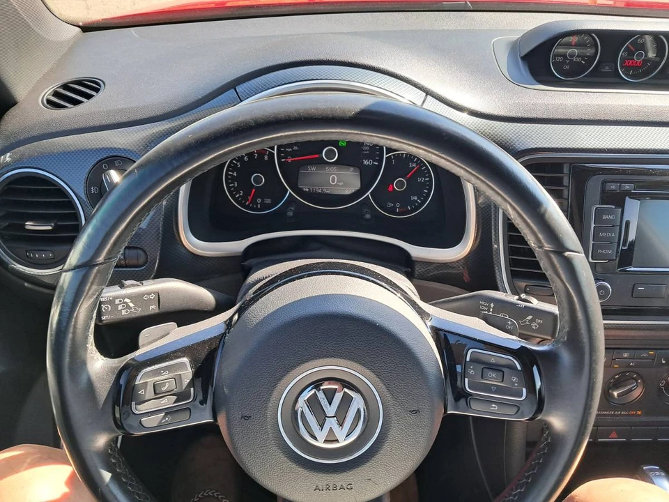 2012 Volkswagen A5 Beetle - Image 7 of 10
