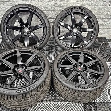 Dodge Viper Vossen GNS-2 Forged Wheels