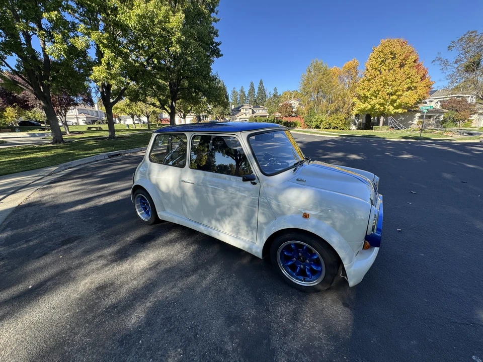 Mini Classic Mini - Image 11 of 31
