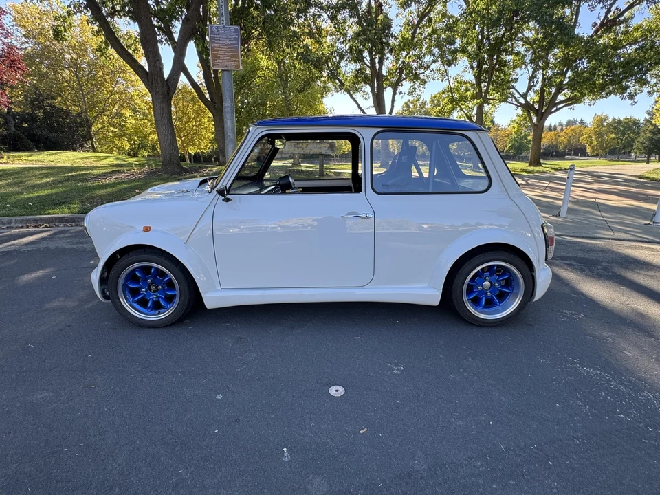 Mini Classic Mini - Image 31 of 31