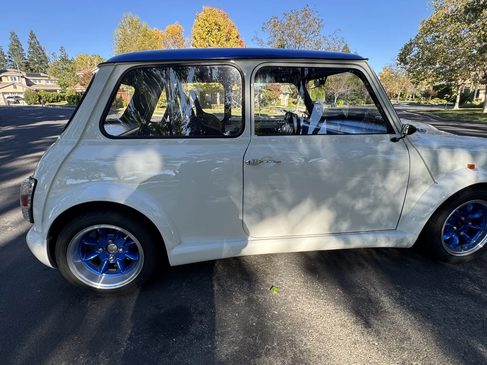 Mini Classic Mini - Image 15 of 31