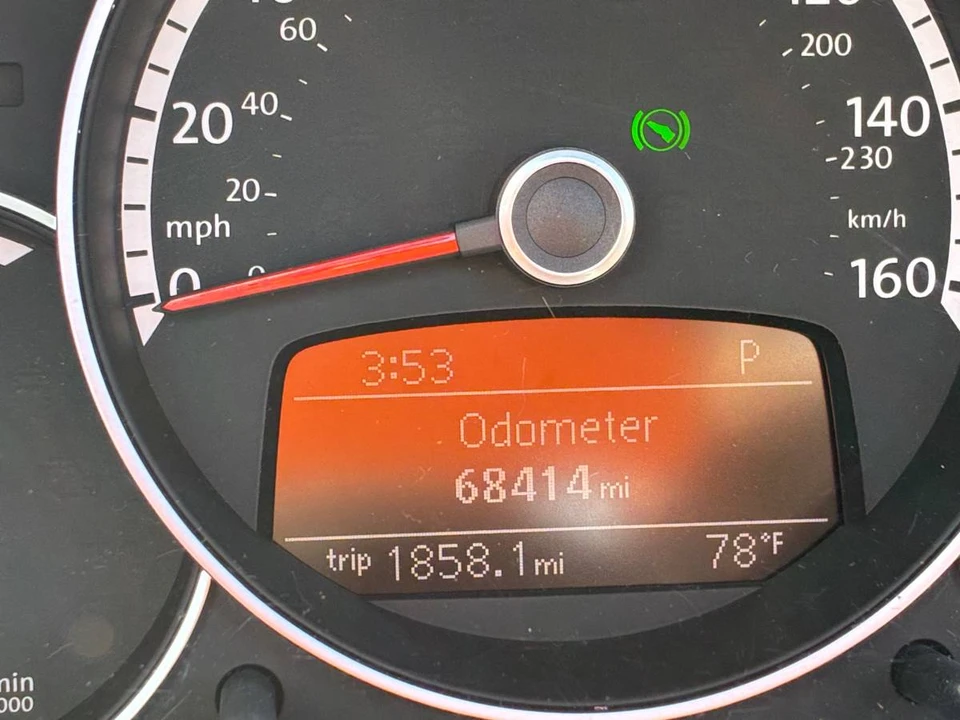 2015 Volkswagen A5 Beetle - Image 8 of 11