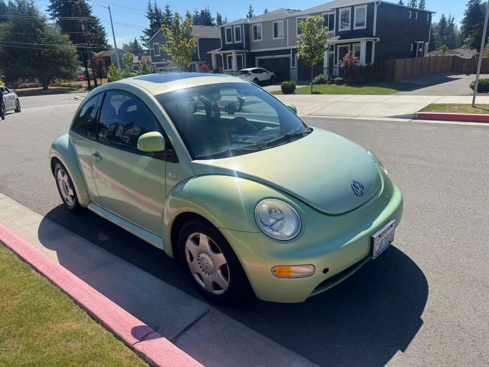 2000 Volkswagen New Beetle - Image 7 of 9