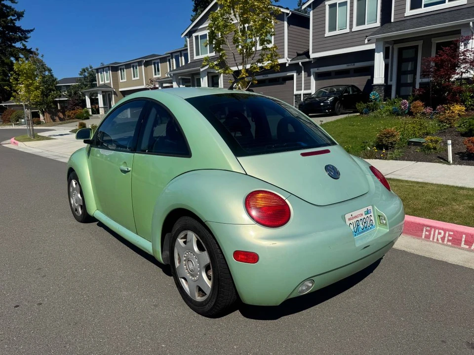 2000 Volkswagen New Beetle - Image 9 of 9