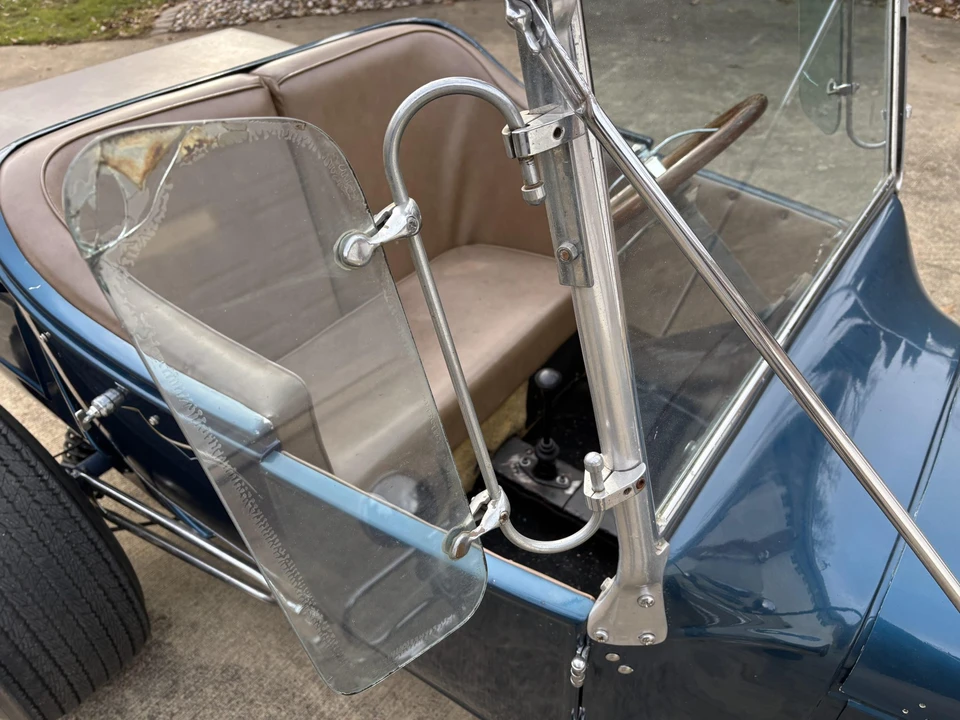 Ford Hot Rod - Image 19 of 31