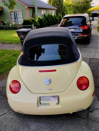 2004 Volkswagen New Beetle - Image 3 of 5