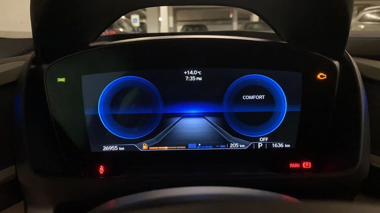 2015 BMW i8 - Image 6 of 7