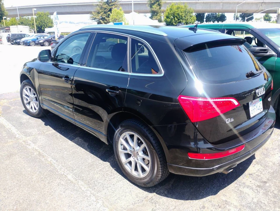 2011 Audi 8R Q5 - Image 2 of 3