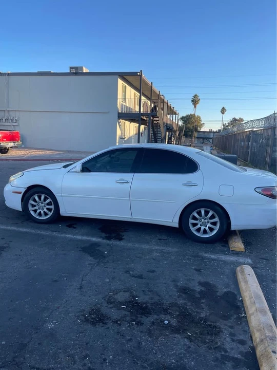2004 Lexus ES 4th Gen - Image 8 of 8