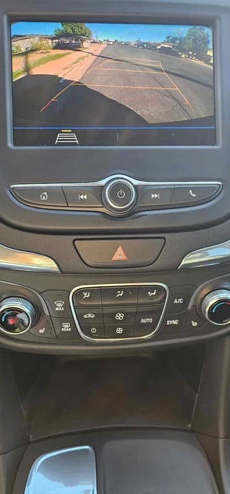 2020 Chevrolet Equinox - Image 3 of 9