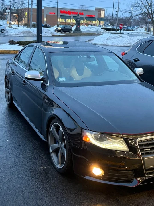 2010 Audi B8 S4 - Image 2 of 7