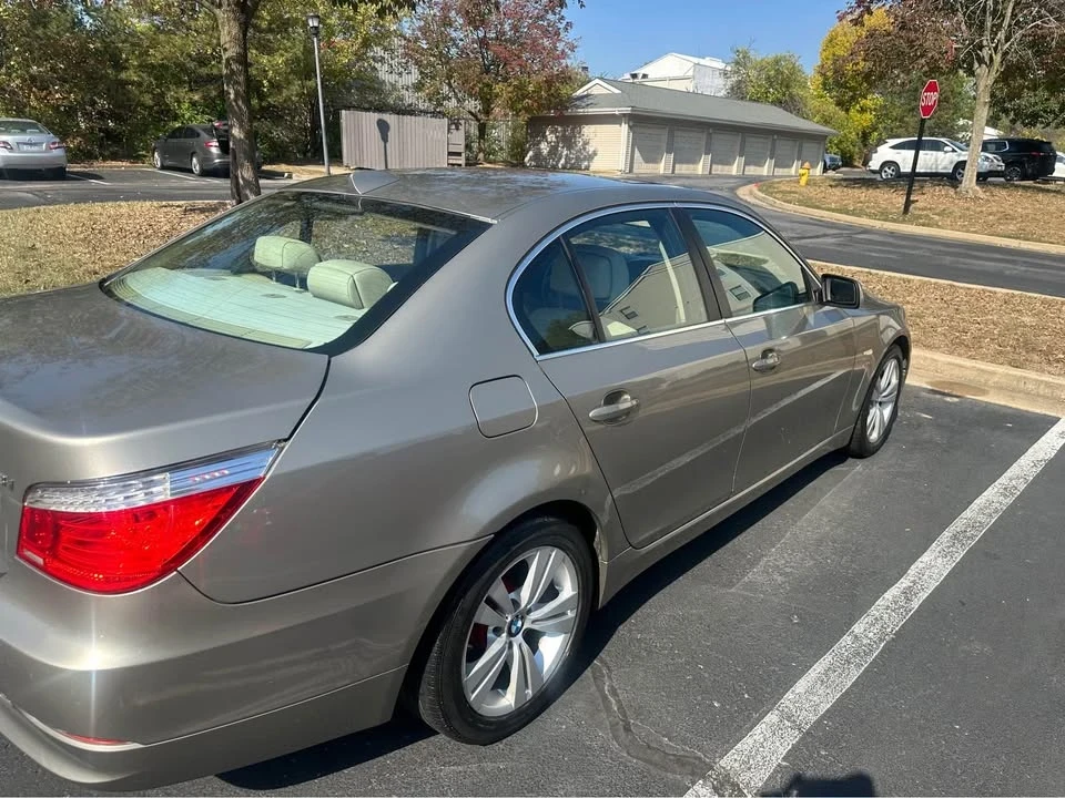 2009 BMW E60 5 Series Sedan - Image 4 of 9