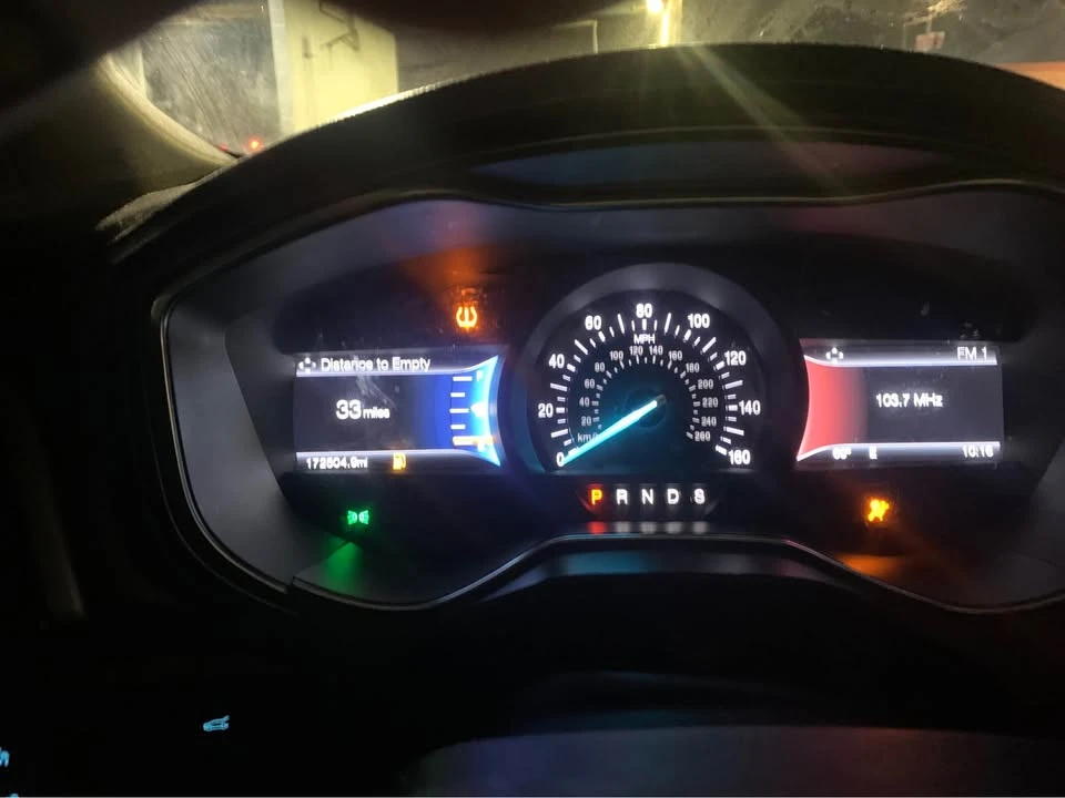 Ford Fusion - Image 9 of 10