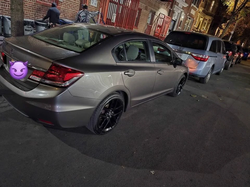 2015 Honda Civic 9th Gen - Image 2 of 8