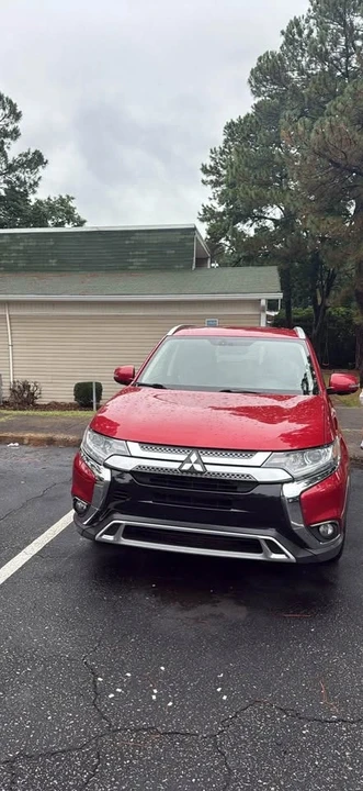 2019 Mitsubishi Outlander - Image 4 of 9