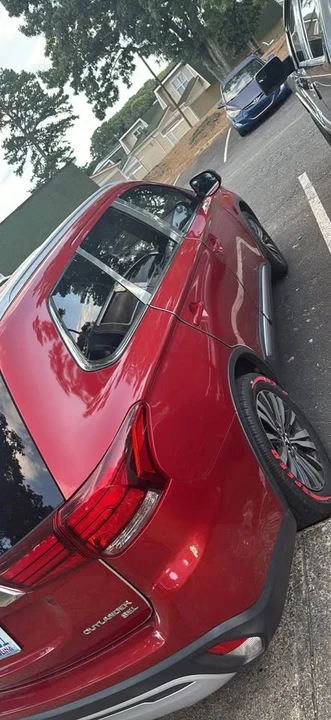 2019 Mitsubishi Outlander - Image 3 of 9