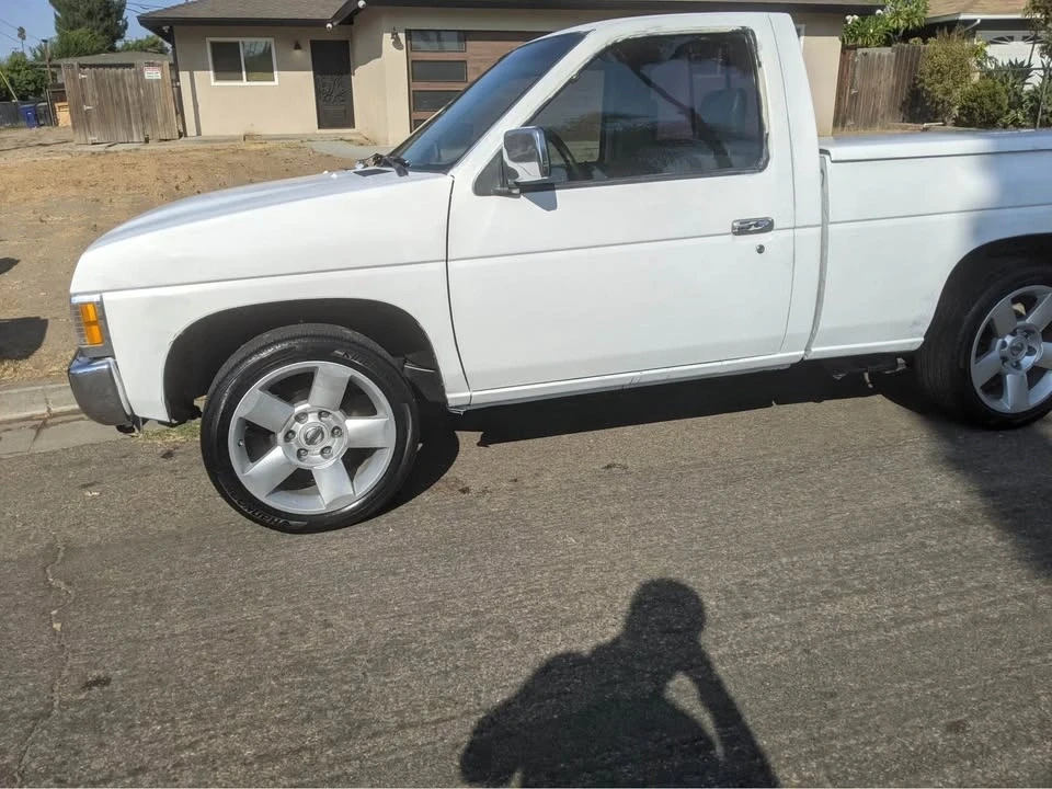 1997 Nissan Frontier 1st Gen - Image 6 of 10
