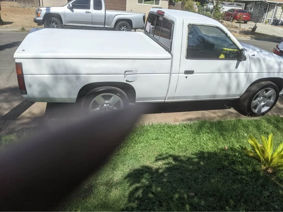 1997 Nissan Frontier 1st Gen - Image 8 of 10