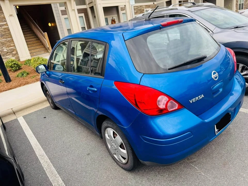 2008 Nissan Versa - Image 4 of 6