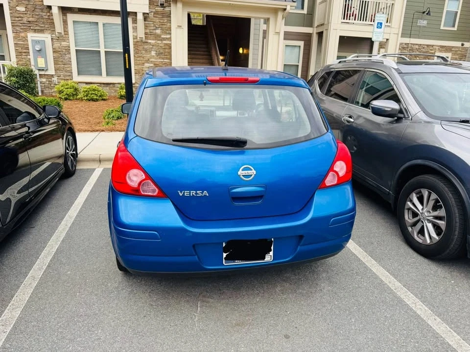 2008 Nissan Versa - Image 6 of 6