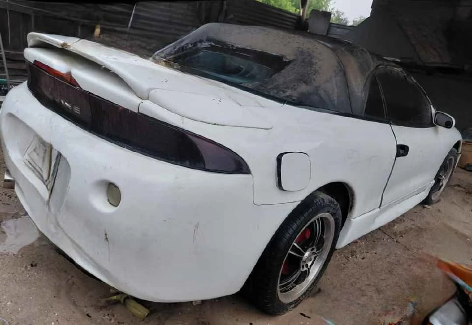 1998 Mitsubishi Eclipse 2nd Gen - Image 3 of 4