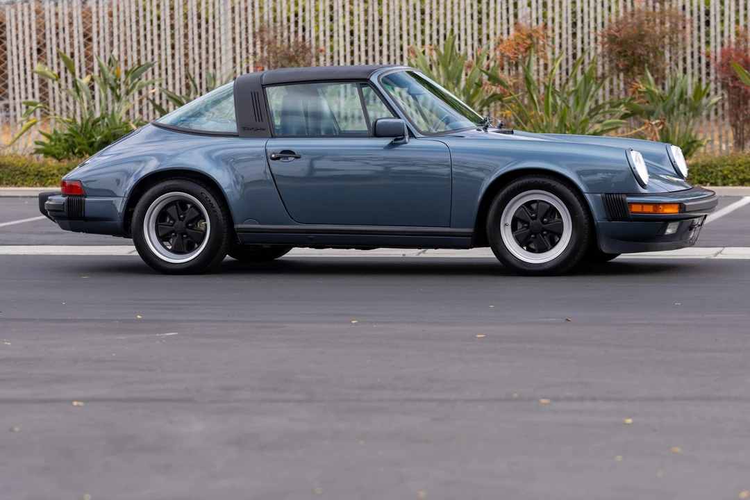1989 Porsche 911 Carrera 3.2 - Image 16 of 31