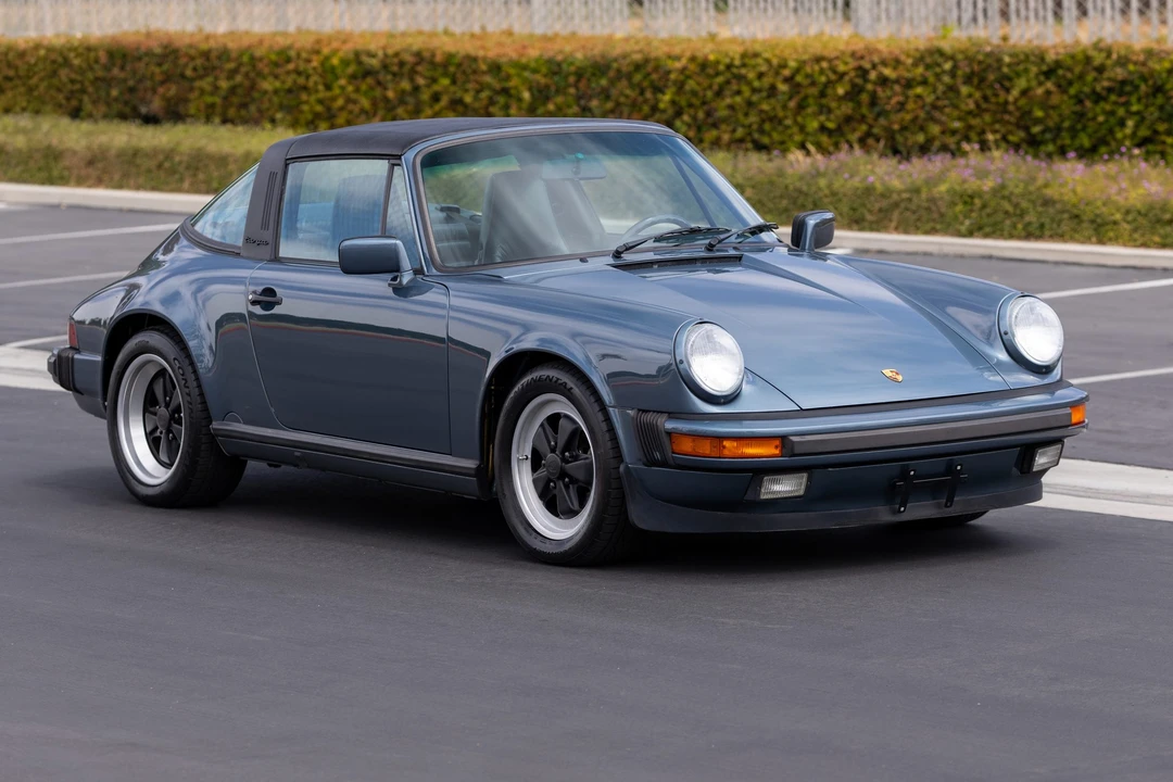 1989 Porsche 911 Carrera 3.2 - Image 11 of 31