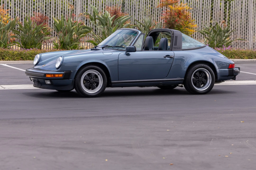 1989 Porsche 911 Carrera 3.2 - Image 2 of 31