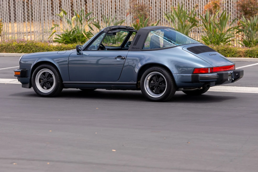1989 Porsche 911 Carrera 3.2 - Image 26 of 31
