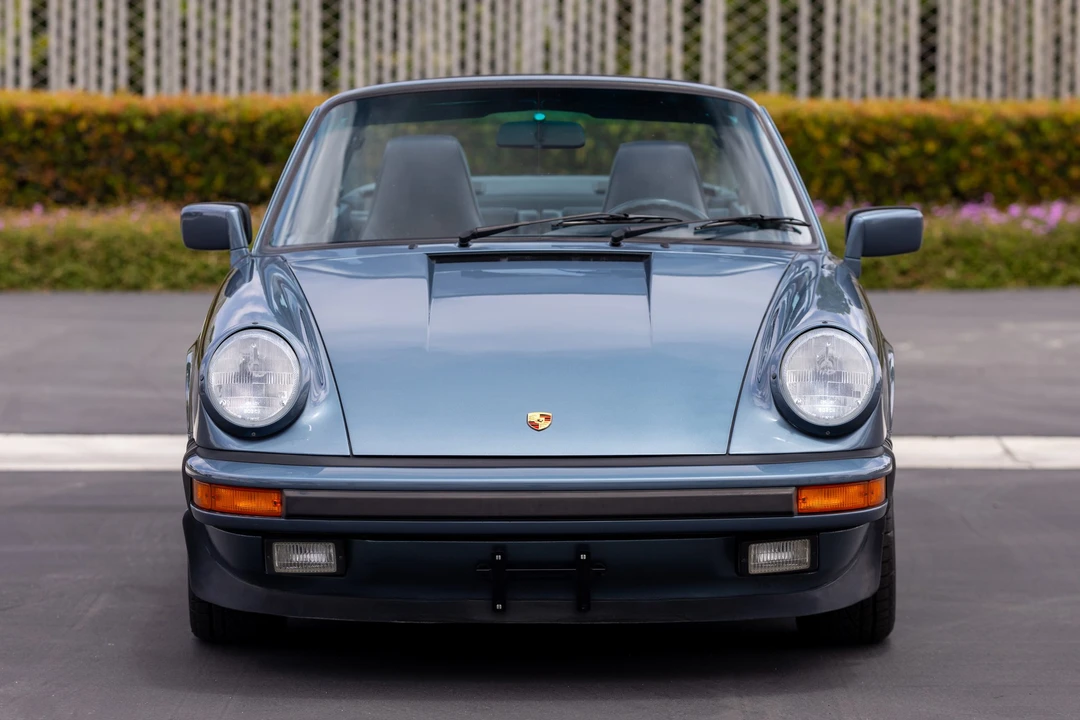 1989 Porsche 911 Carrera 3.2 - Image 9 of 31