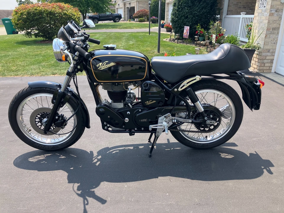 Velocette - Image 5 of 31