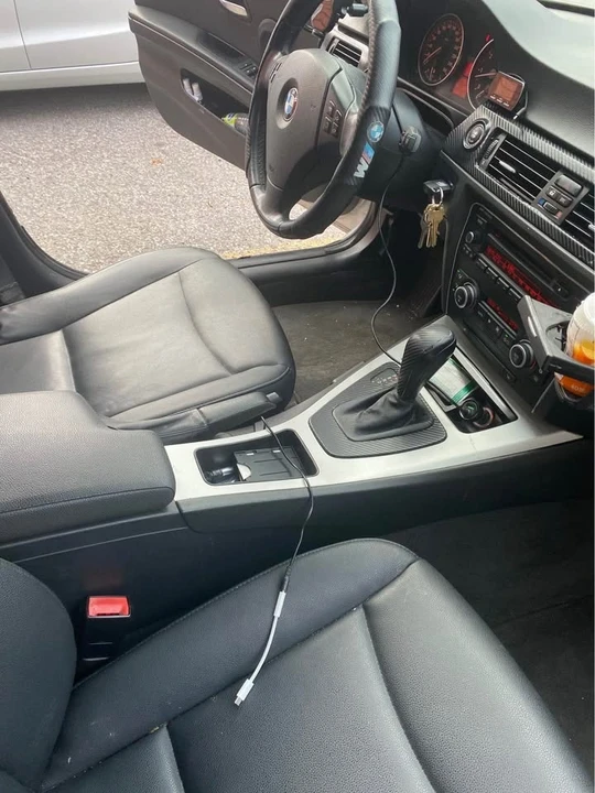 2009 BMW E90 3 Series Sedan - Image 10 of 10