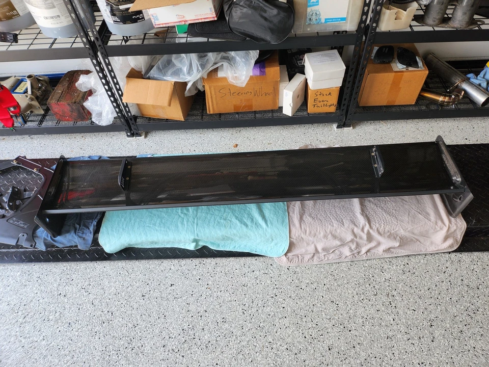 2014 Parts & Memorabilia Bodywork - Image 18 of 22