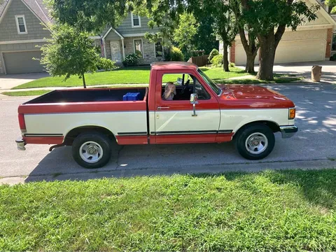 1987 Ford F150 Lariat